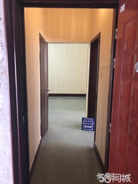 特价房源 市政府西边一点公正处院后计省委家属院!