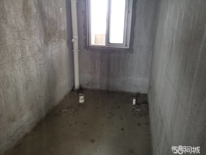 出售 宏泰春晖苑 6楼复式 送车库 满五唯一 可以按揭 诚心